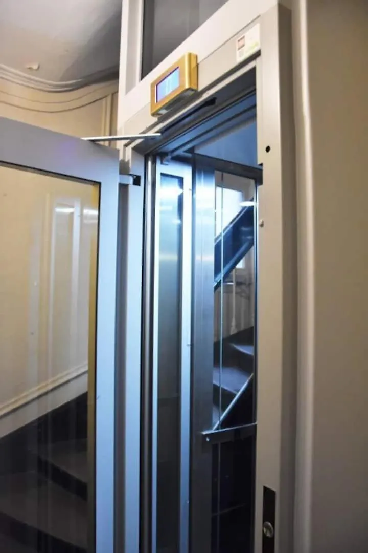 Coeur De Paris Emplacement Exceptionnel Studio Equipe Lumineux Calme Salle De Bains Place Maubert Ascenseur Climatisation Apartment